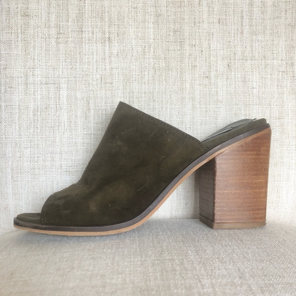 Steve Madden Olive Green Stacked Open Toe Mule - Picture 2 of 8